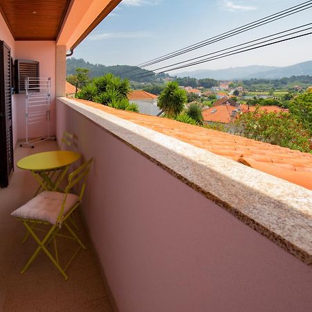 Quarto Em Viana Do Castelo Esterno foto