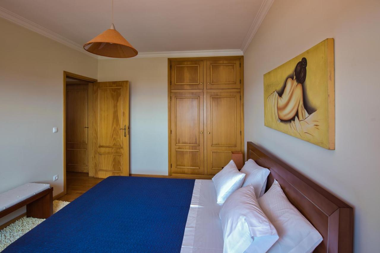 Quarto Em Viana Do Castelo Esterno foto