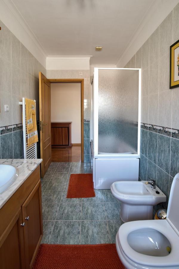 Quarto Em Viana Do Castelo Esterno foto